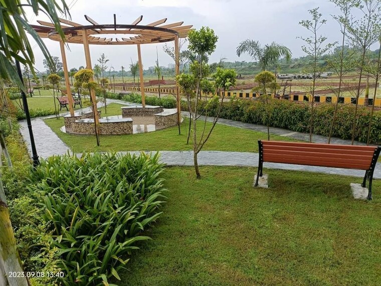 Garden, faizabad road  1500 Sq.Yd. Plot In Faizabad Road Lucknow 9208555