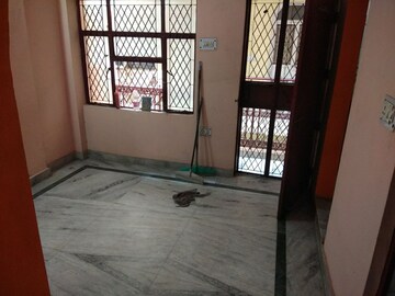 Room in 1 BHK Apartment at Sarita Vihar – for Rent