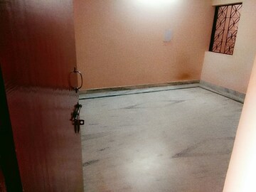 Room in 1 BHK Apartment at Sarita Vihar – for Rent