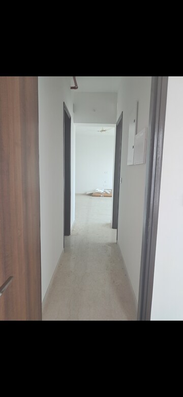2 BHK Apartment For Rent in Peninsula Salsette 27, Byculla