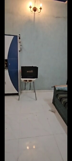 Furnished Amenities in 2 BHK Apartment at Ghatkopar West – for Rent