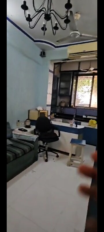 Team Area in 2 BHK Apartment at Ghatkopar West – for Rent
