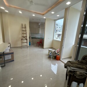 Living Room in 1 BHK Builder Floor at South Extension I – for Rent