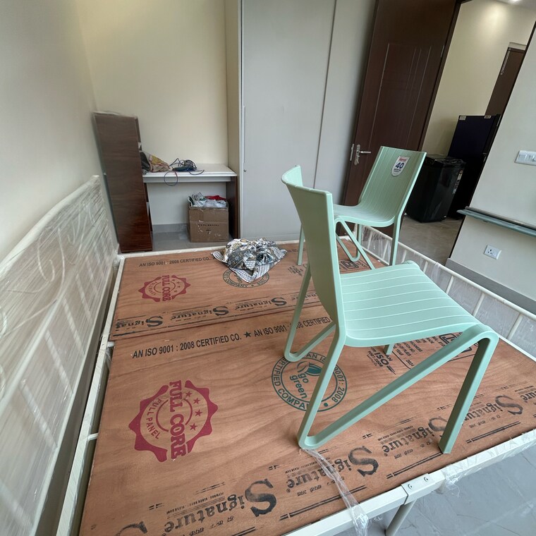 Bedroom, south extension i 1 Bedroom 450 Sq.Ft. Builder Floor In South Extension I Delhi 9208594