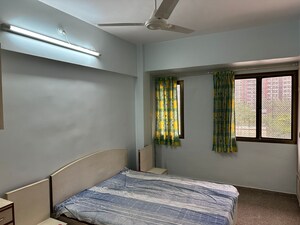 Bedroom in 2 BHK Apartment at Maruti Building, Parel – for Rent