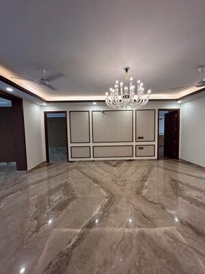 Room in 3 BHK Builder Floor at Sector 23 – for Sale
