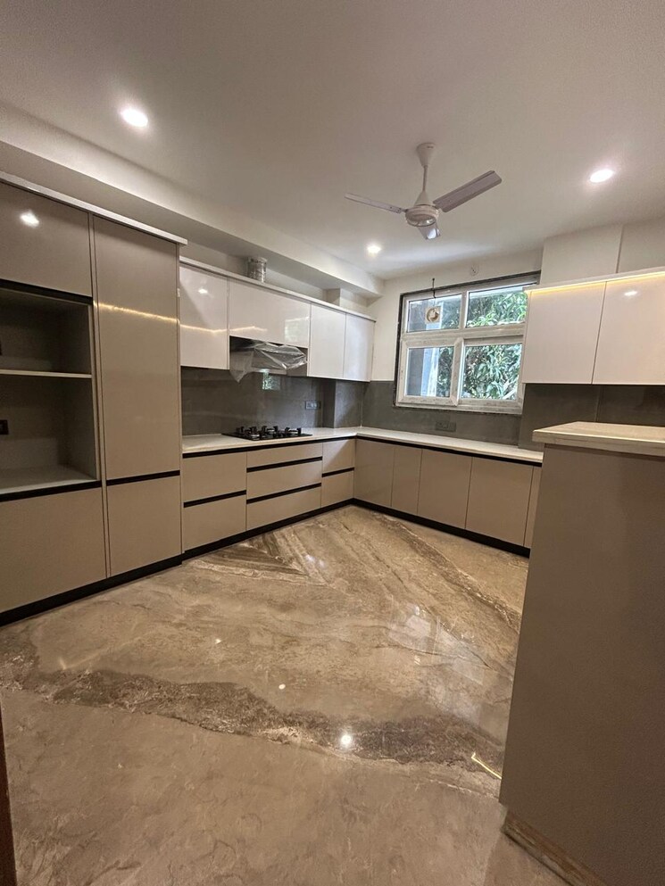 Kitchen, sector 23 3 Bedroom 2250 Sq.Ft. Builder Floor In Sector 23 Gurgaon 9208602
