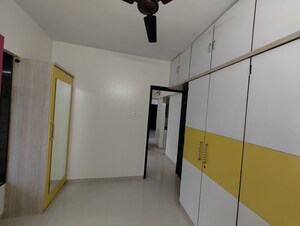 Room in 2 BHK Apartment at Vascon Viola, Warje – for Rent