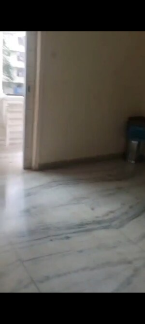 Room in 2 BHK Apartment at Ghatkopar East – for Rent