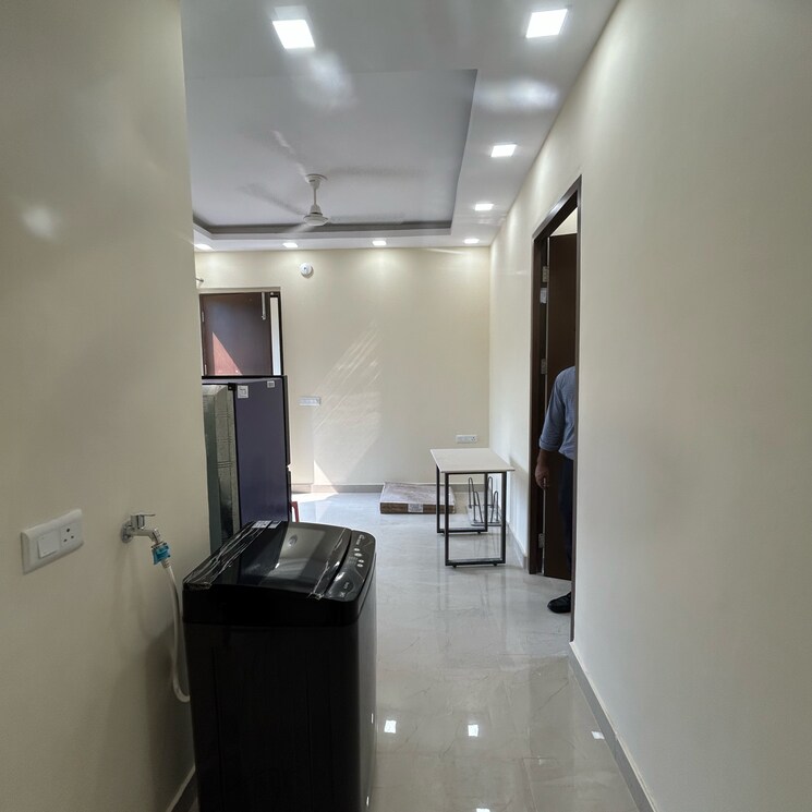 Kitchen, south extension i 1 Bedroom 450 Sq.Ft. Builder Floor In South Extension I Delhi 9208604
