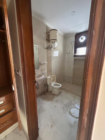 Bathroom in 2.5 BHK Independent House at Sector 23 – for Rent