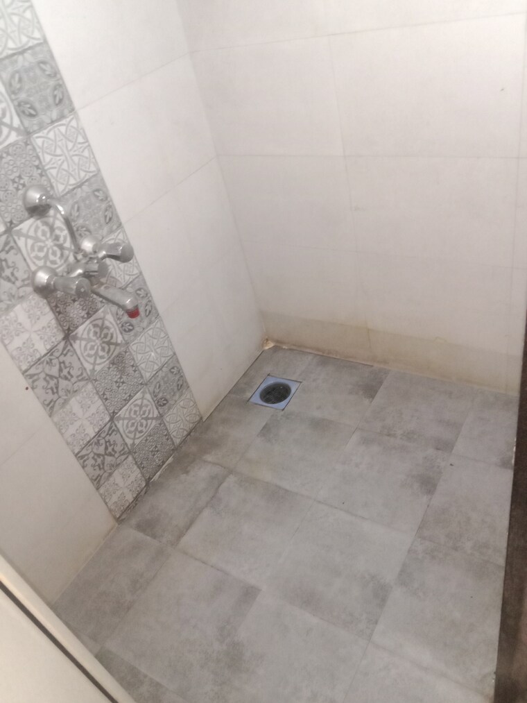 Bathroom, km-narmada-mohan 1 Bedroom 580 Sq.Ft. Apartment In Naigaon East Palghar 9208609