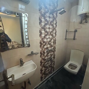 Bathroom in 2 BHK Builder Floor at Lajpat Nagar ii – for Rent