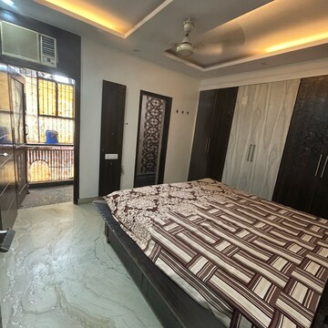 Bedroom in 2 BHK Builder Floor at Lajpat Nagar ii – for Rent