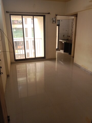 1 BHK Apartment For Rent in KM Narmada Mohan, Naigaon East