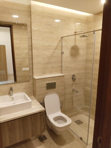Bathroom in 3.5 BHK Apartment at Ambience Creacions, Sector 22 – for Rent