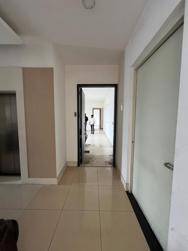 Lobby, rahatani 3 Bedroom 1680 Sq.Ft. Apartment In Rahatani Pune 9208642