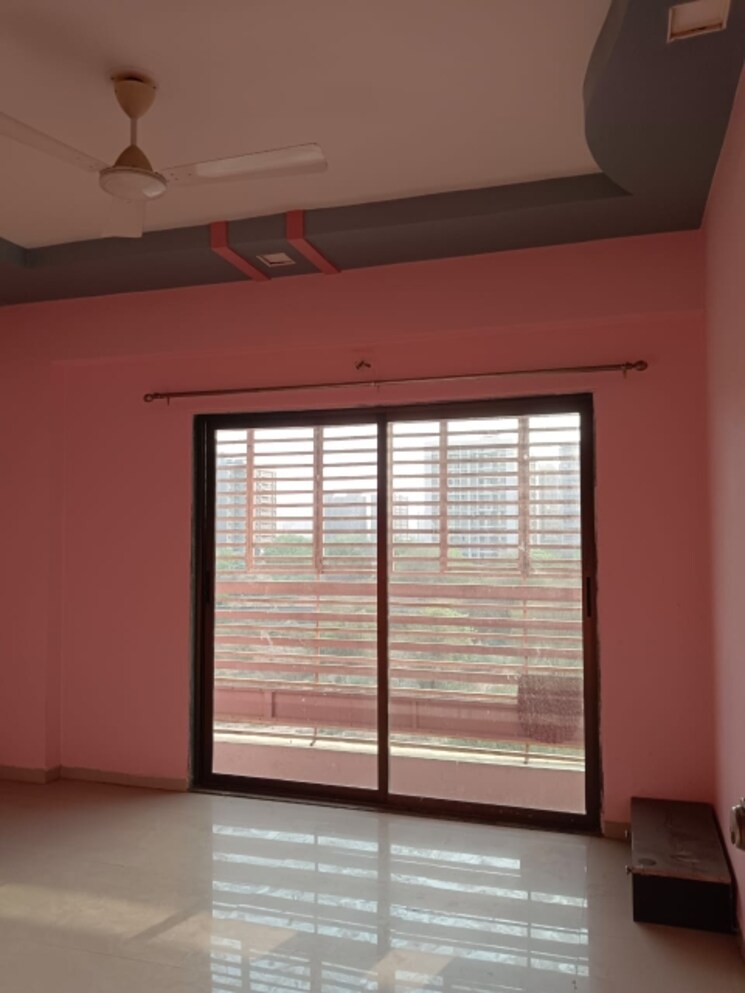 Room, tragad 2 Bedroom 1215 Sq.Ft. Apartment In Tragad Ahmedabad 9208648