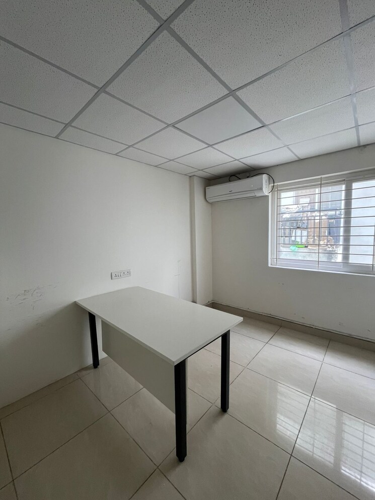 Common Area, kalyan nagar Commercial Office Space 3000 Sq.Ft. In Kalyan Nagar Bangalore 9208651