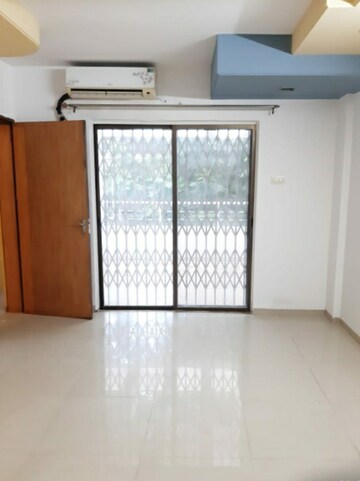 Room in 2 BHK Apartment at Ujwal Regalia, Baner – for Rent
