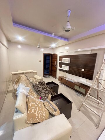 Team Area in 3.5 BHK Apartment at Vanaraji Heights, Kothrud – for Rent