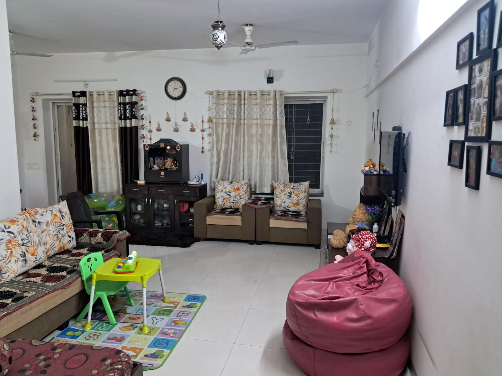 2 BHK Apartment For Rent in Mirchandani Palms