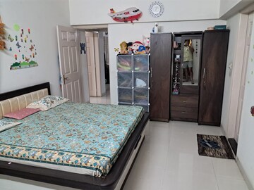 Bedroom in 2 BHK Apartment at Mirchandani Palms, Rahatani – for Rent