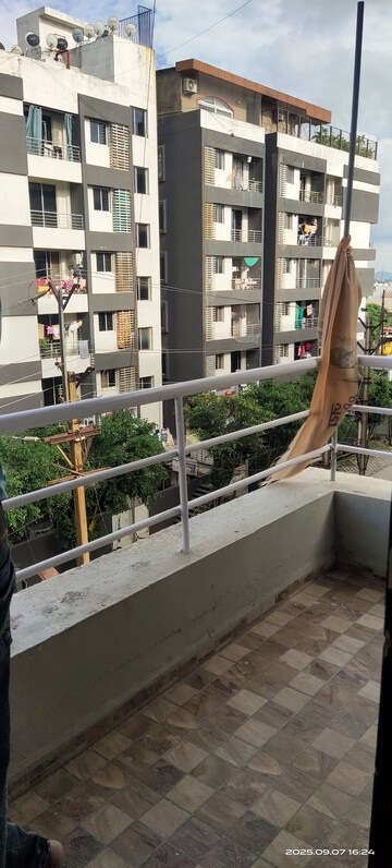 Balcony in 2 BHK Apartment at Ujjain Road – for Rent