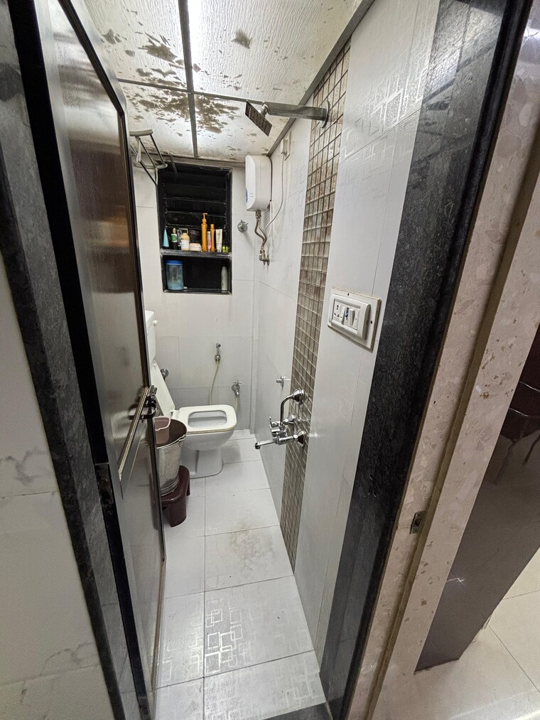 Master Bedroom, safa-marwah-tower 2 Bedroom 500 Sq.Ft. Apartment In Mazgaon Mumbai 9208700