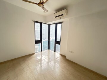 Room in 3 BHK Apartment at Lodha Allura, Worli – for Sale