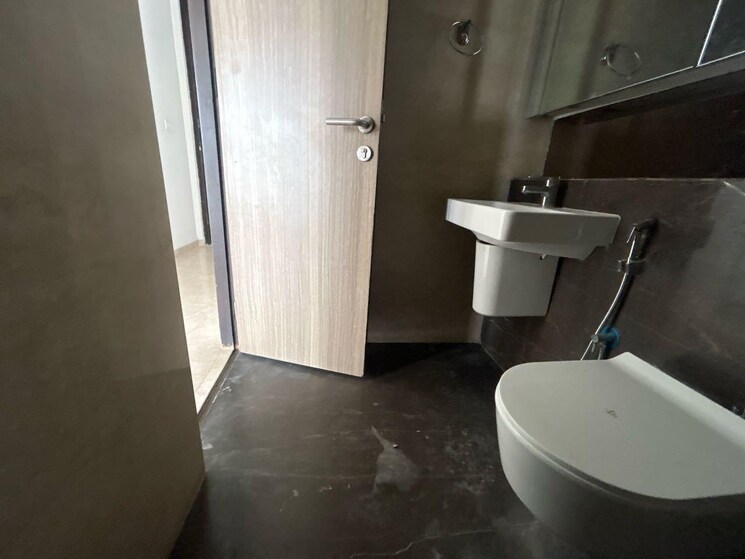 Bathroom, lodha-allura 3 Bedroom 1090 Sq.Ft. Apartment In Worli Mumbai 9208743