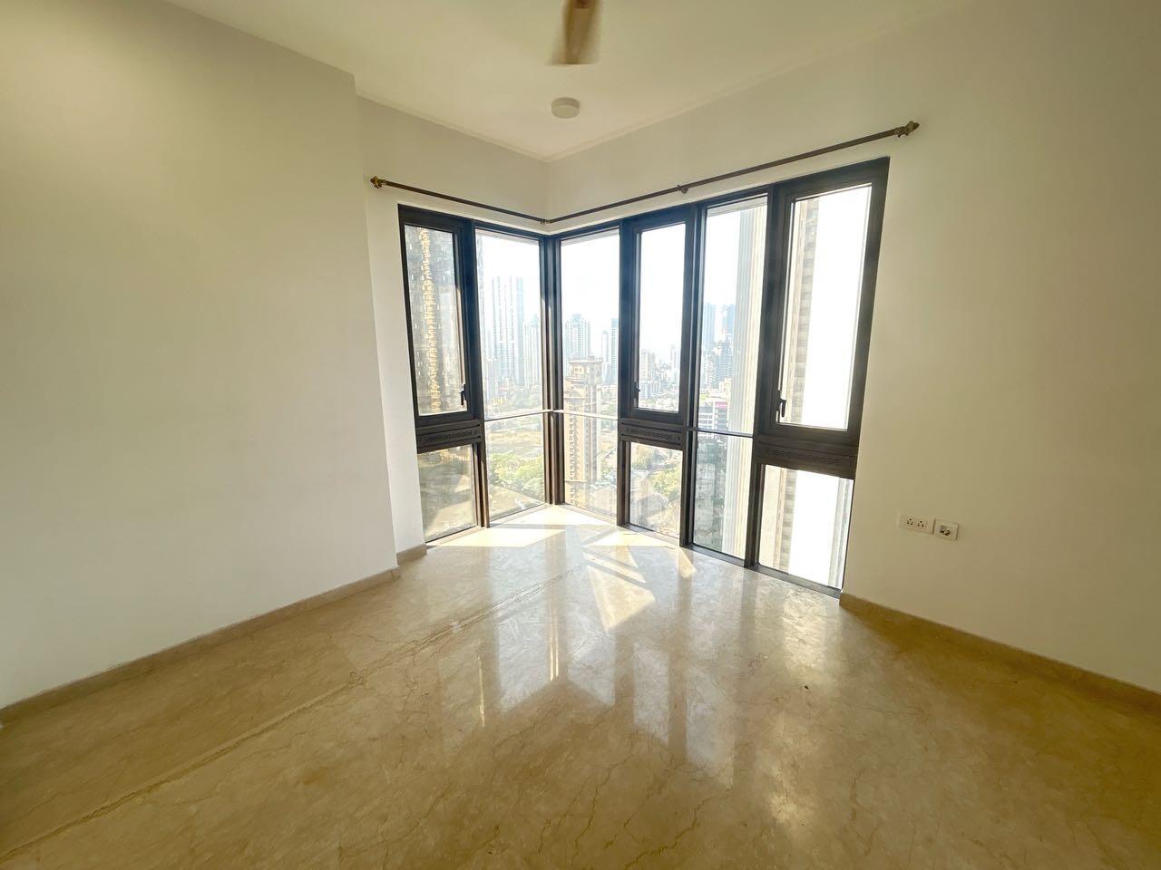 3 BHK + Servant Room 1215 Sq.Ft. Apartment in Lodha Kiara