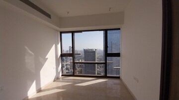 Room in 3 BHK Apartment at Lodha Kiara, Worli – for Sale