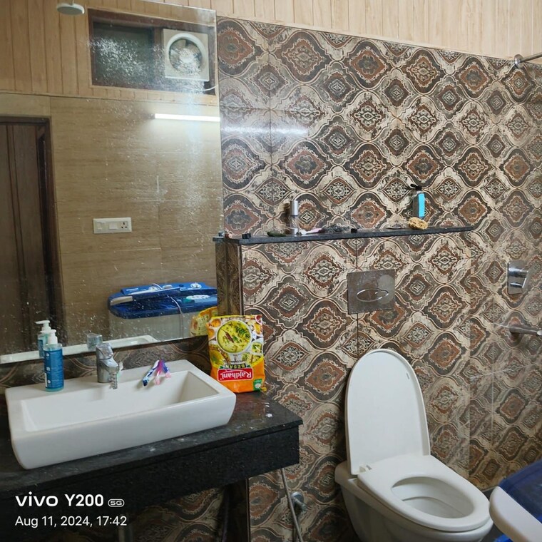 Bathroom, ss-the-lilac 3 Bedroom 1859 Sq.Ft. Builder Floor In Sector 49 Gurgaon 9208809