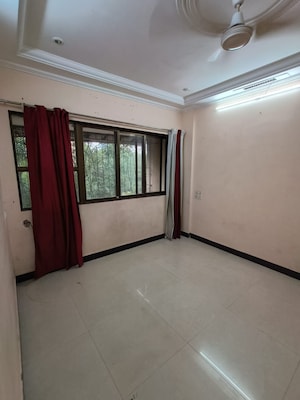 Room in 1 BHK Apartment at Kamal Apartment Teen Hath Naka, Louis Wadi – for Rent