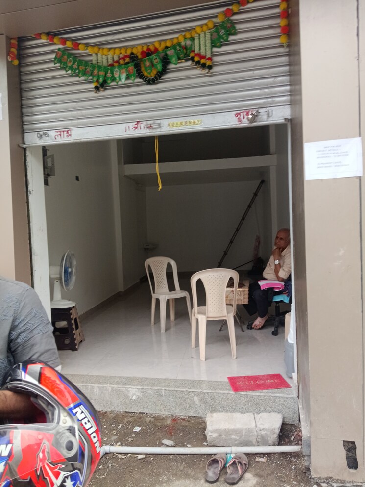 Team Area, anmol-chs-dadar Commercial Shop 250 Sq.Ft. In Dadar West Mumbai 9208860