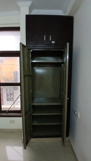 Bedroom in 2 BHK Builder Floor at Chattarpur – for Rent