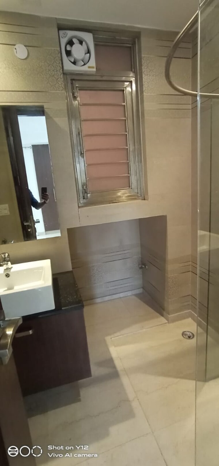 Bathroom, greater kailash i 3 Bedroom 208 Sq.Yd. Builder Floor In Greater Kailash I Delhi 9208901