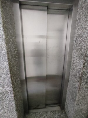 Building Lobby in 6+ BHK Villa at Gomti Nagar – for Sale