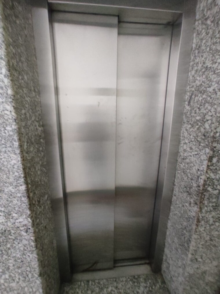 undefined, gomti nagar 6+ Bedroom 2550 Sq.Ft. Villa In Gomti Nagar Lucknow 9208918