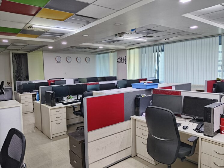 Team Area, magarpatta-city-pentagon Commercial Office Space in IT/SEZ 28000 Sq.Ft. In Hadapsar Pune 9208978