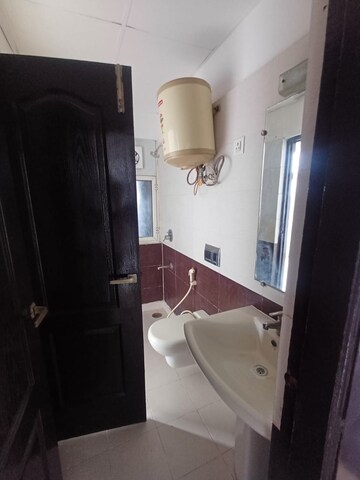 Bathroom in 3.5 BHK Independent House at Sector 55 – for Rent