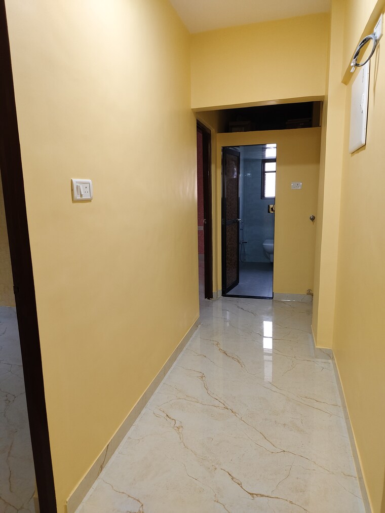 Room, radium-annexe 2 Bedroom 800 Sq.Ft. Apartment In Goregaon East Mumbai 9209021