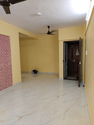 Room in 2 BHK Apartment at Radium Annexe, Goregaon East – for Rent