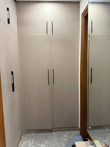 Building Lobby in 3 BHK Builder Floor at Sector 46 – for Rent