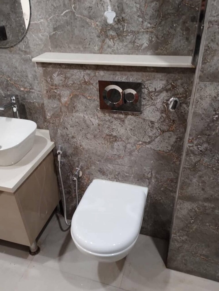 Bathroom, sector 46 3 Bedroom 1780 Sq.Ft. Builder Floor In Sector 46 Gurgaon 9209023