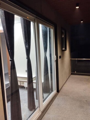Building Lobby in 3 BHK Builder Floor at Sector 46 – for Rent