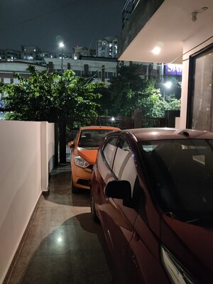 Balcony in 3 BHK Independent House at Sector 27 – for Rent