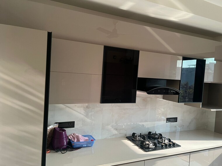 Team Area, sector 40 3 Bedroom 2200 Sq.Ft. Builder Floor In Sector 40 Gurgaon 9209031