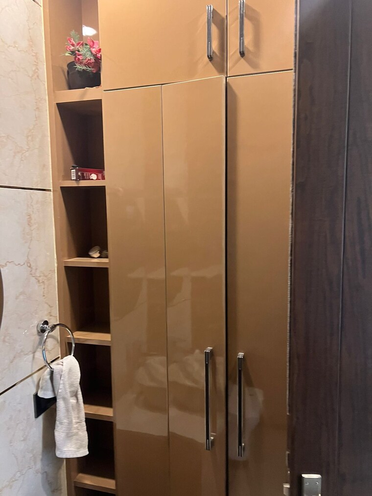 Bathroom, sector 40 3 Bedroom 2200 Sq.Ft. Builder Floor In Sector 40 Gurgaon 9209031